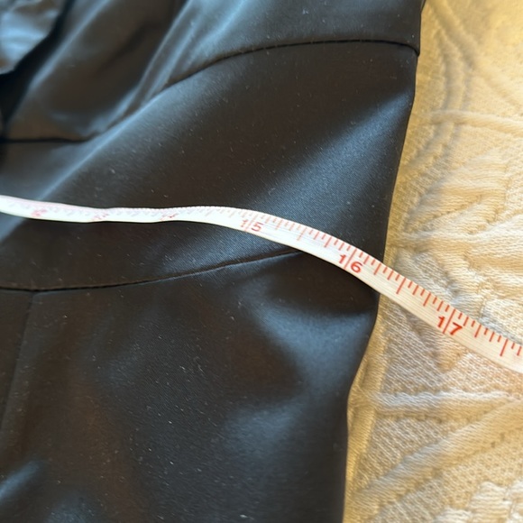 Black shiny dressy jacket. White House Black Market Size 6. Barely worn. - Picture 11 of 11